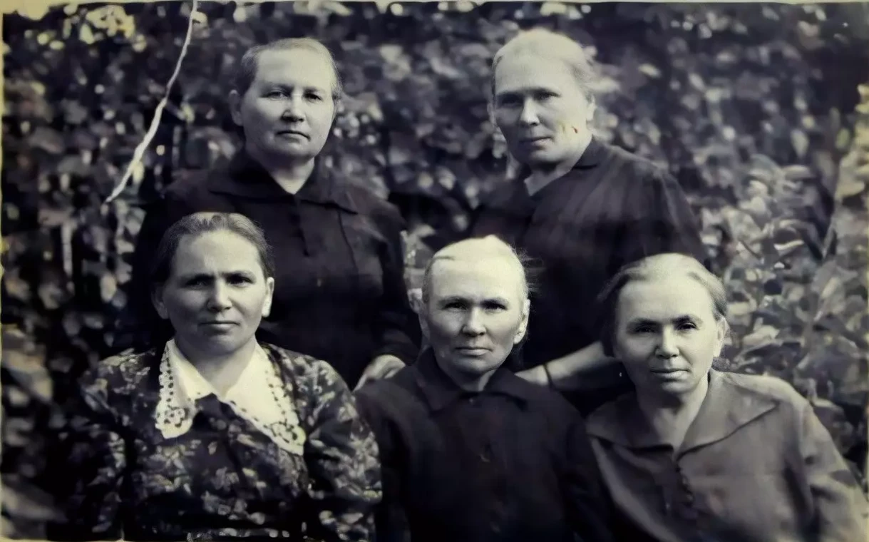 Сестры Карандаевы